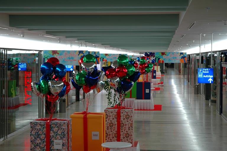 Ballonstraeusse-Folienballons-Geschenke