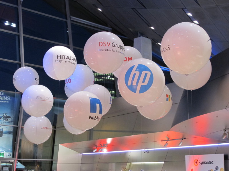 Messeballons-Installation-BMW Welt